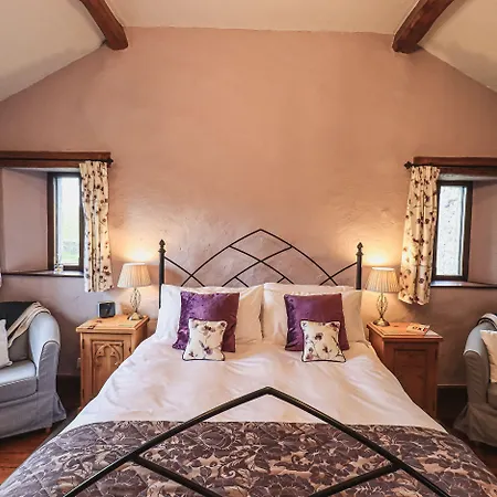 Hollins Farm Barn Apartment