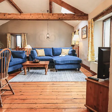 Hollins Farm Barn Apartment Natland