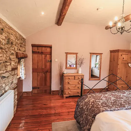 Hollins Farm Barn Apartment
